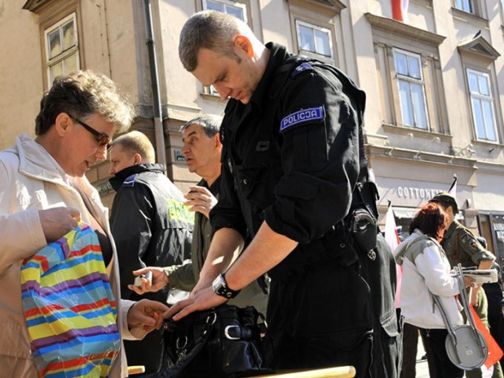 Ostatnie pożegnanie Marii i Lecha Kaczyńskich w Krakowie – 18.04.2010 r.