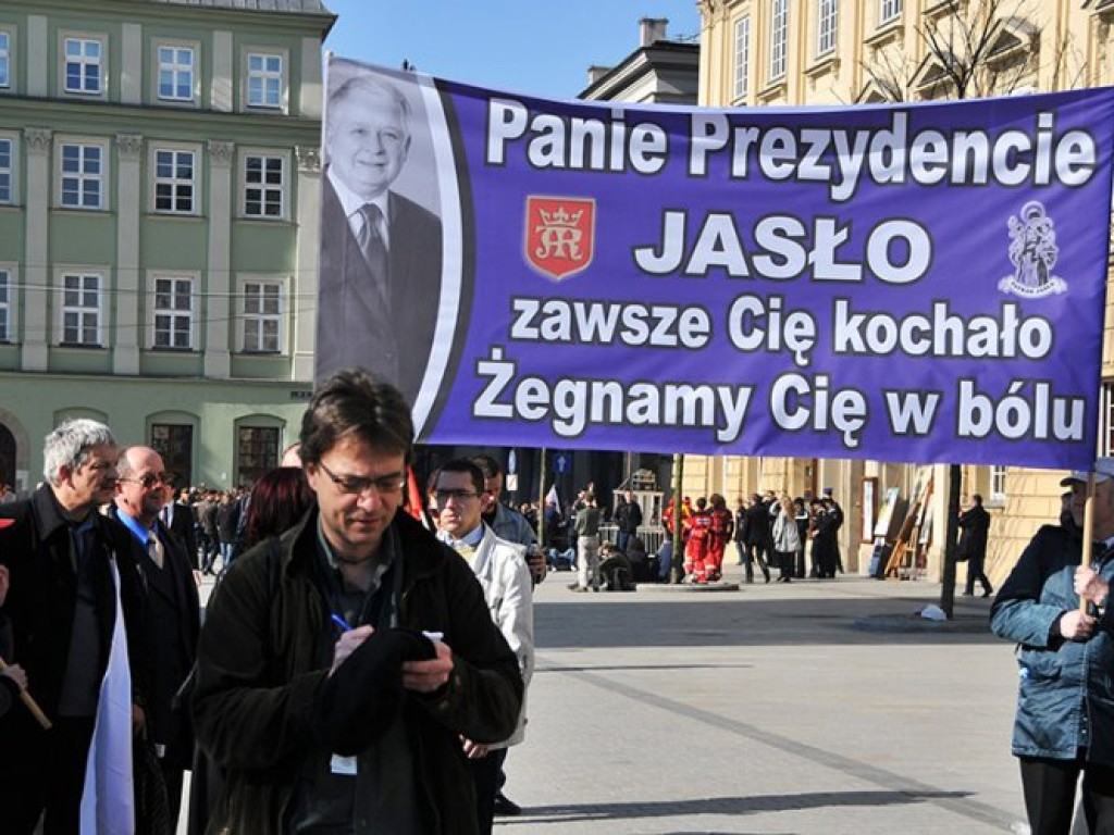 Ostatnie pożegnanie Marii i Lecha Kaczyńskich w Krakowie – 18.04.2010 r.