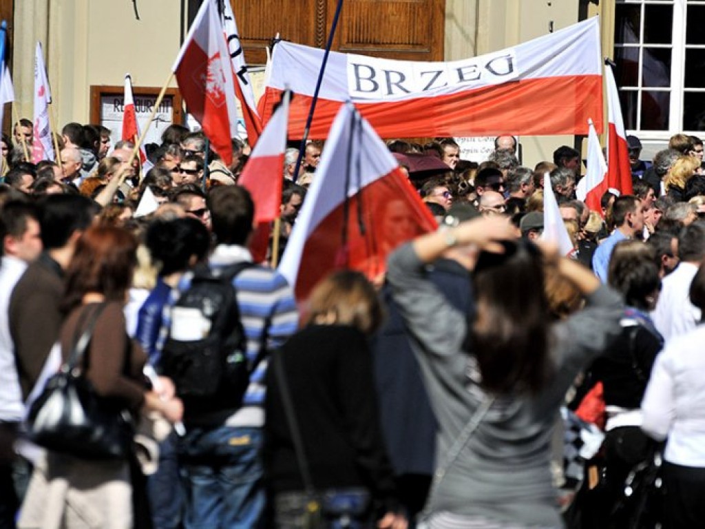 Ostatnie pożegnanie Marii i Lecha Kaczyńskich w Krakowie – 18.04.2010 r.