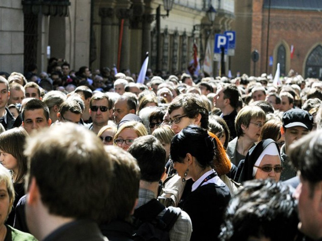 Ostatnie pożegnanie Marii i Lecha Kaczyńskich w Krakowie – 18.04.2010 r.