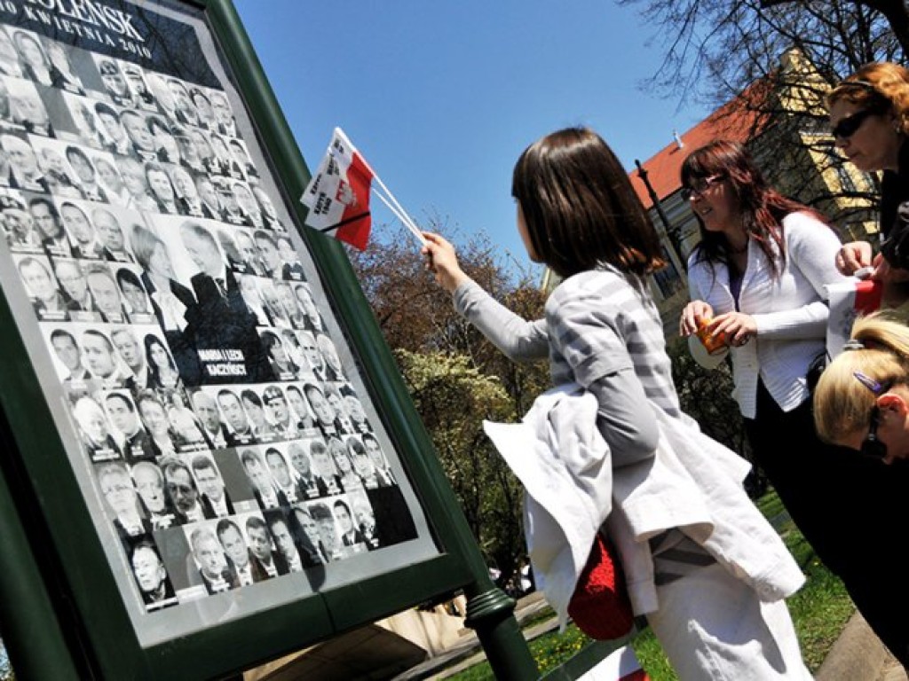 Ostatnie pożegnanie Marii i Lecha Kaczyńskich w Krakowie – 18.04.2010 r.