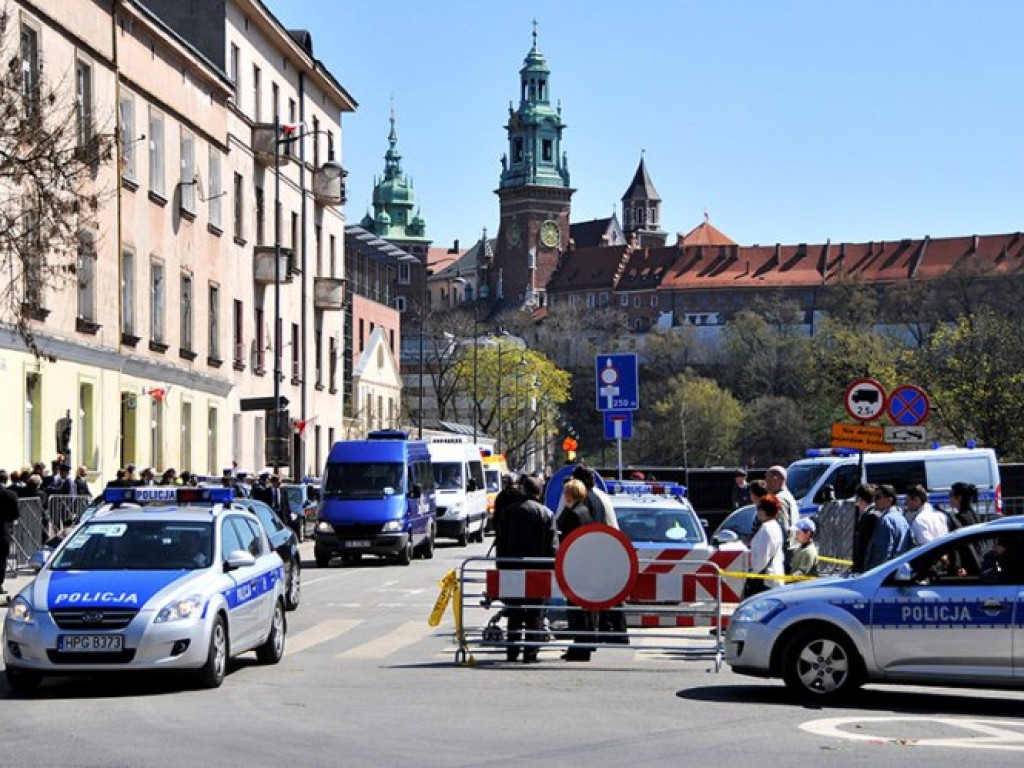 Ostatnie pożegnanie Marii i Lecha Kaczyńskich w Krakowie – 18.04.2010 r.