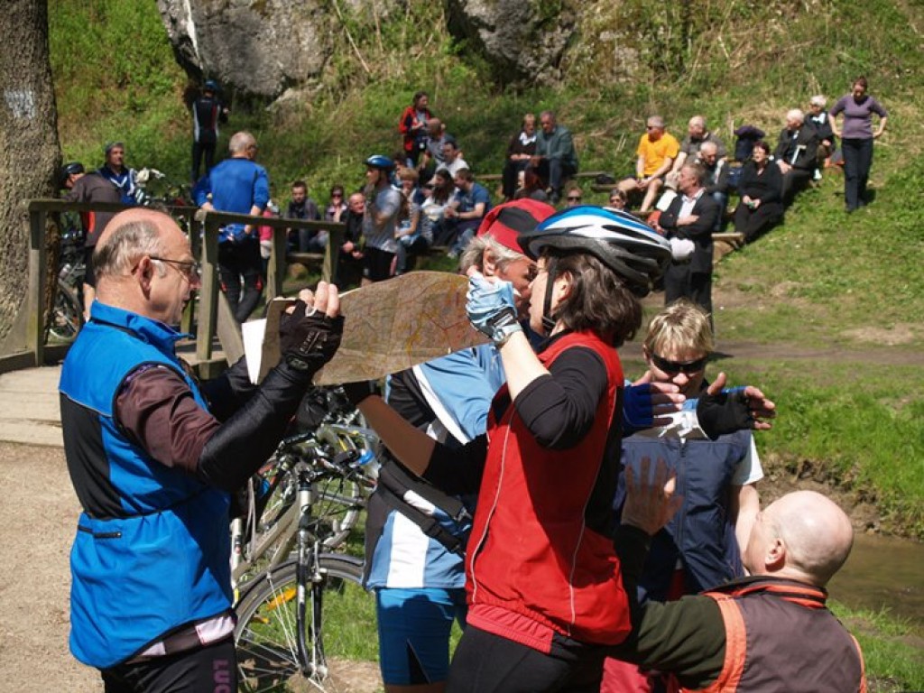 Zlot “Wędruj z nami papieskimi szlakami” - 25.04.2010