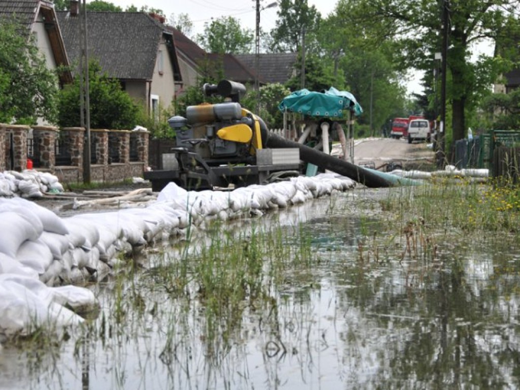 Gromiec wciąż walczy z wielką wodą - maj 2010.