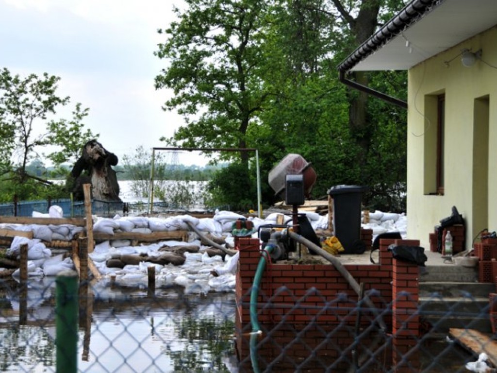 Gromiec wciąż walczy z wielką wodą - maj 2010.