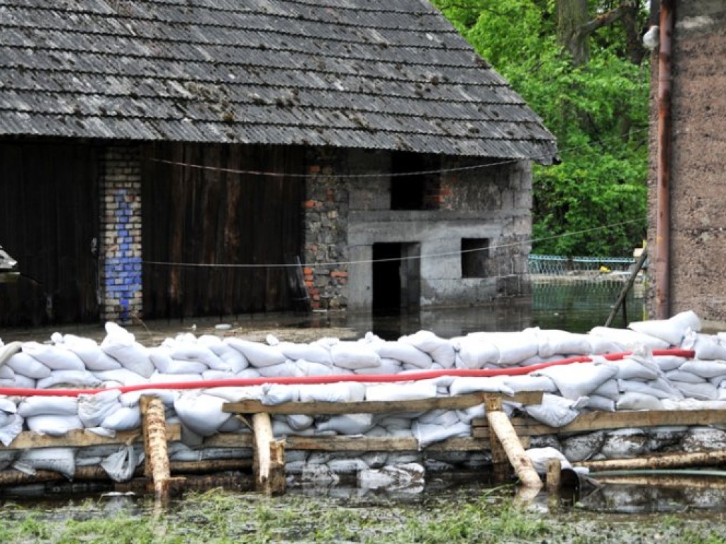 Gromiec wciąż walczy z wielką wodą - maj 2010.