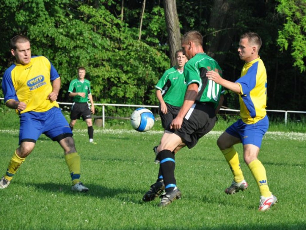 Mecz Ruch Młoszowa – Arka Babice 2-4 – 13.06.2010 r.