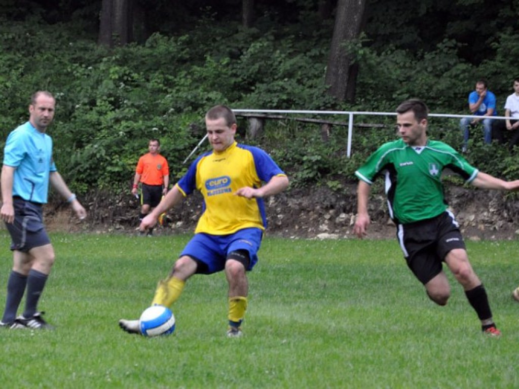 Mecz Ruch Młoszowa – Arka Babice 2-4 – 13.06.2010 r.