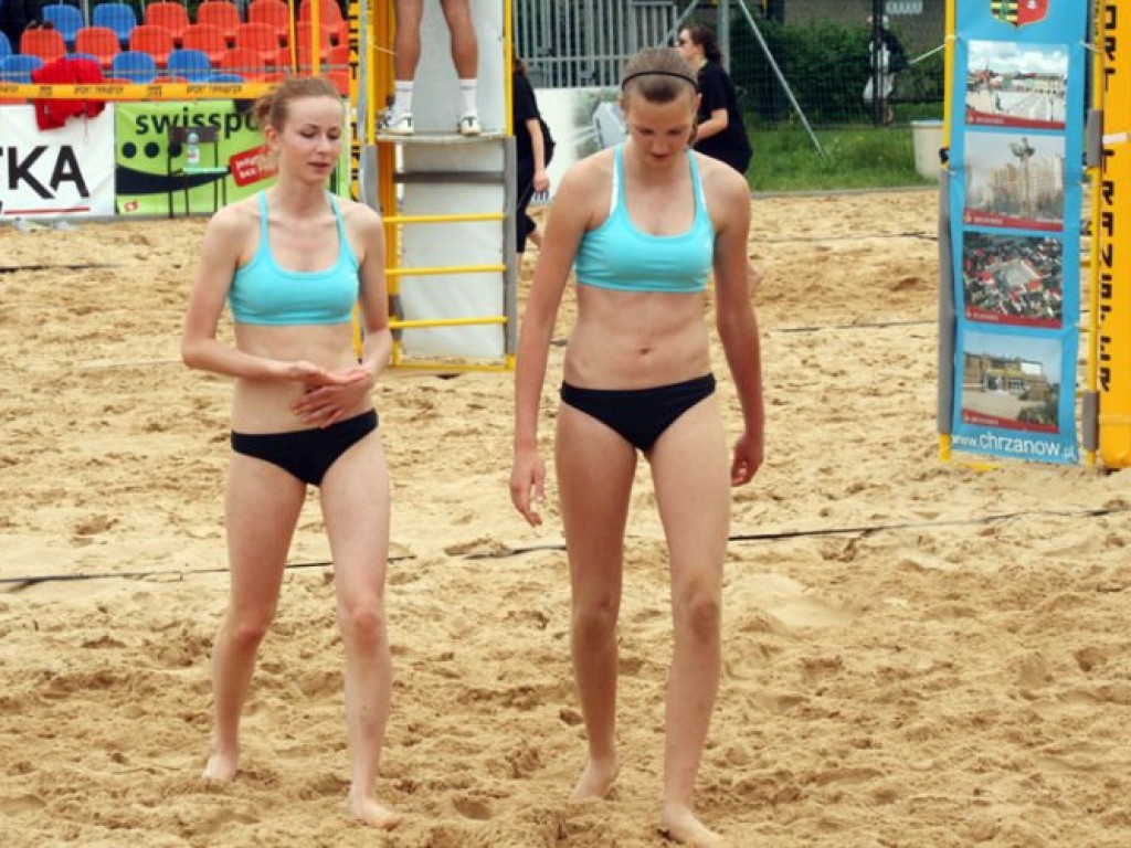 Mistrzostwa Małopolski kadetek w siatkówce plażowej - Chrzanów 13.06.2010 r.