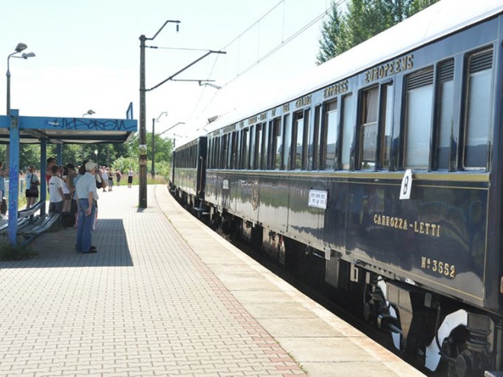 Chrzanów-Trzebinia. Przejazd pociągu Orient Express - 9.07.2010 r.