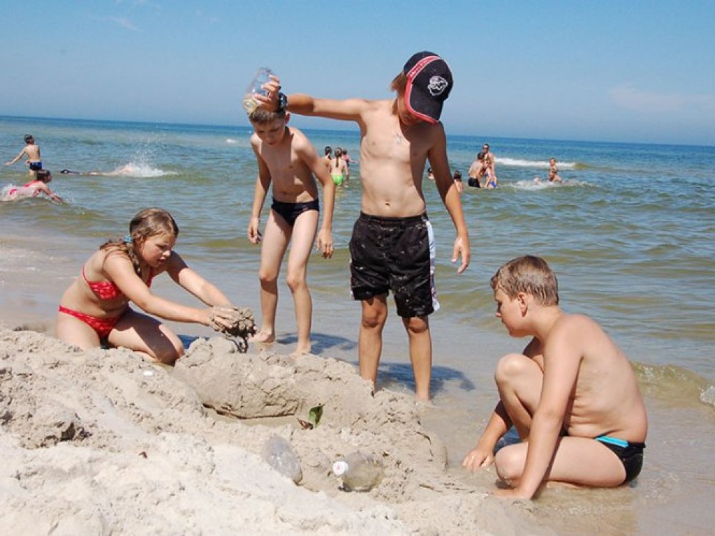 Wakacje na obozie w Szarym Dworze - lipiec 2010 r.
