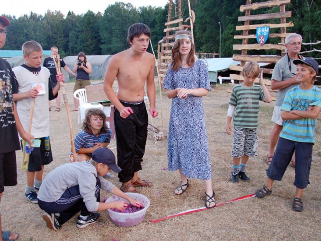 Wakacje na obozie w Szarym Dworze - lipiec 2010 r.