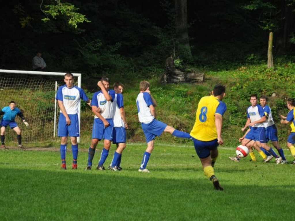 Mecz Ruch Młoszowa-Nadwiślanka Okleśna 1-1 – 28.08.2010 r.
