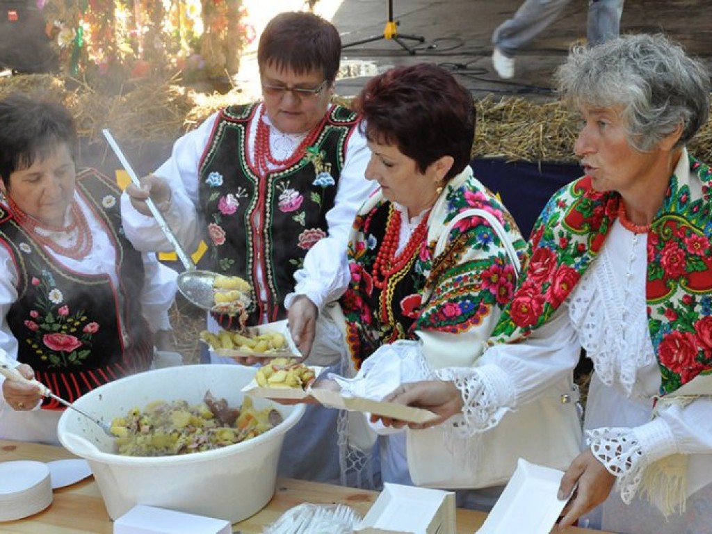 Dożynki gminne w Młoszowej - 29.08.2010