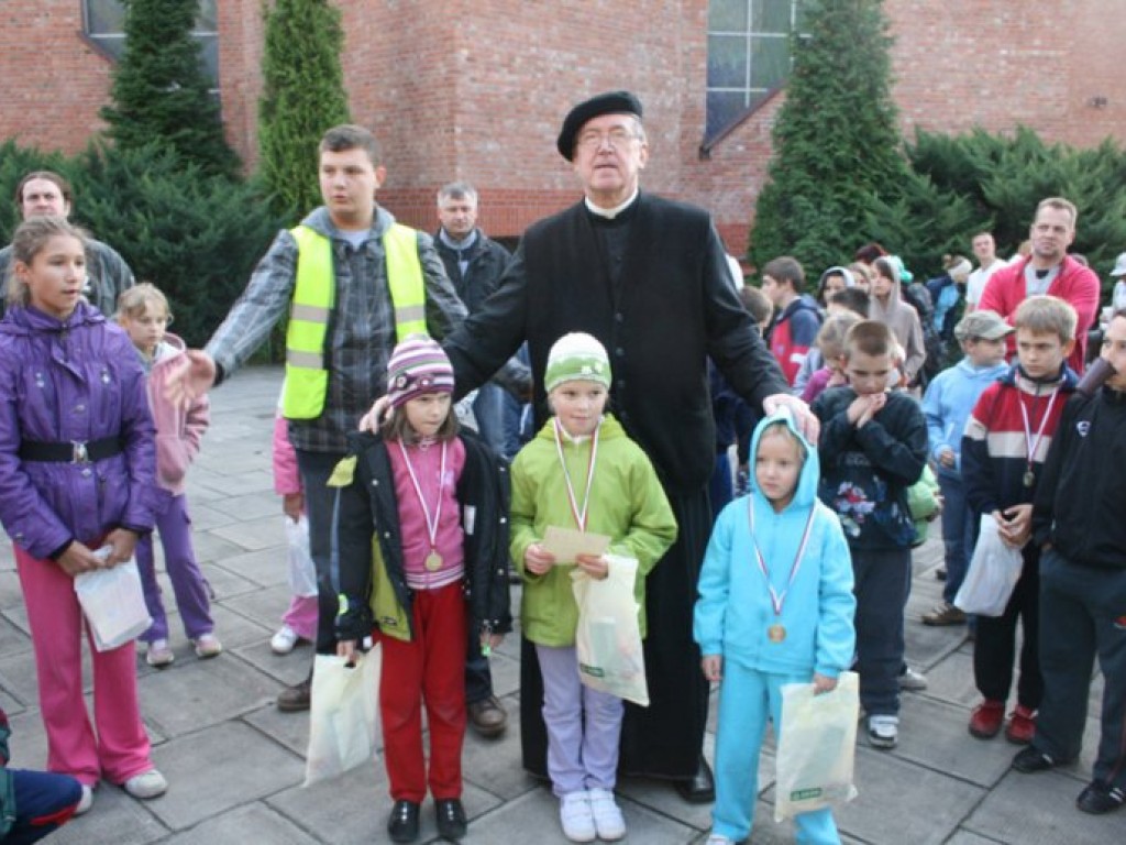 Festyn w parafii Matki Bożej Różańcowej w Chrzanowie 2-3.10.2010 r.