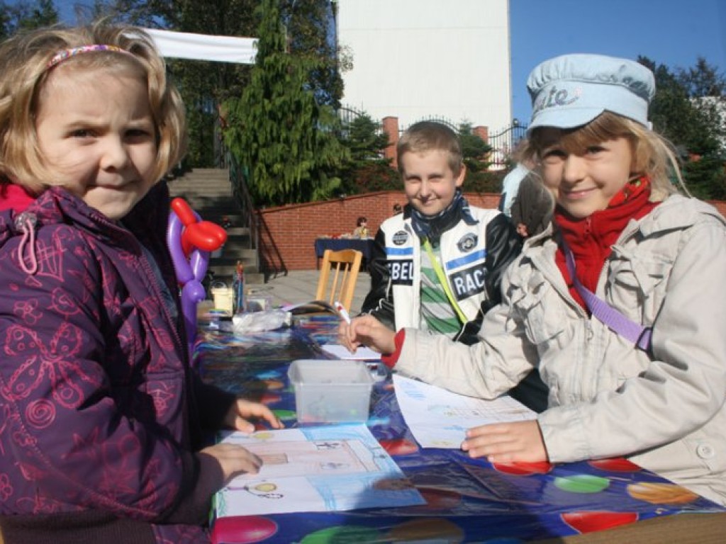 Festyn w parafii Matki Bożej Różańcowej w Chrzanowie 2-3.10.2010 r.