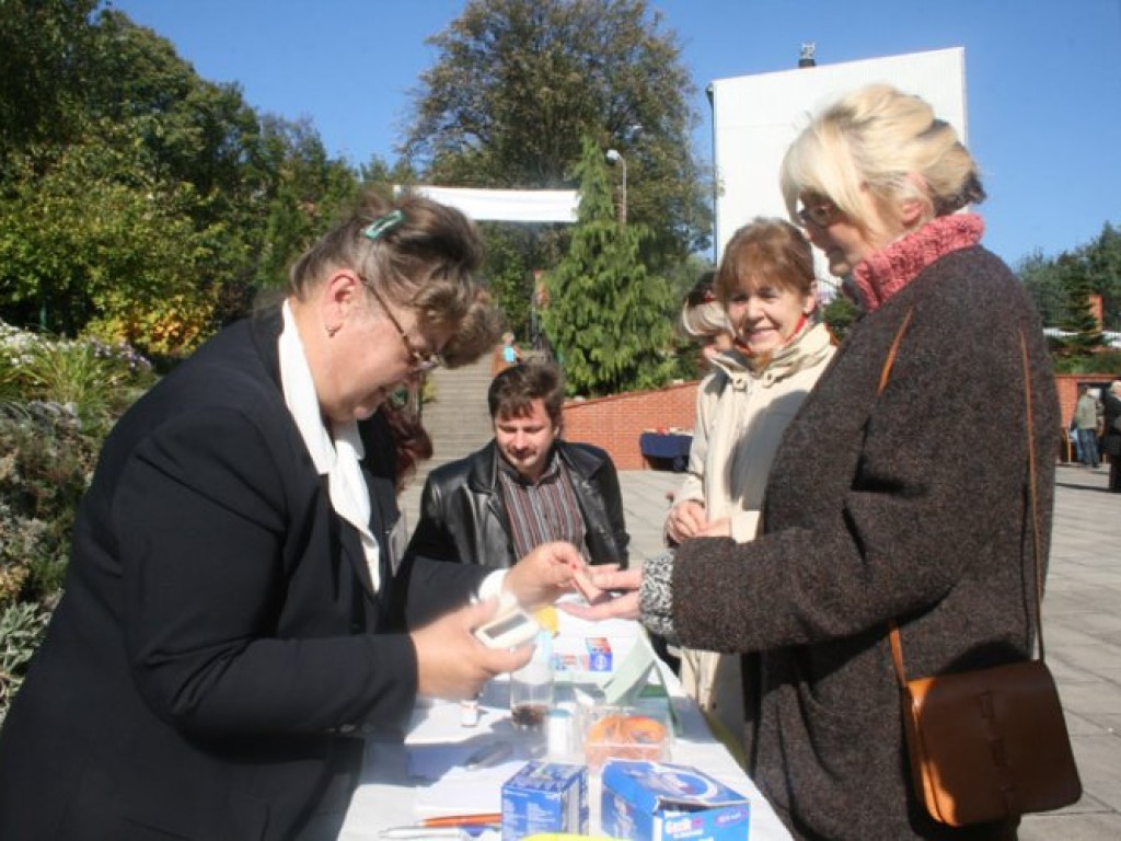 Festyn w parafii Matki Bożej Różańcowej w Chrzanowie 2-3.10.2010 r.
