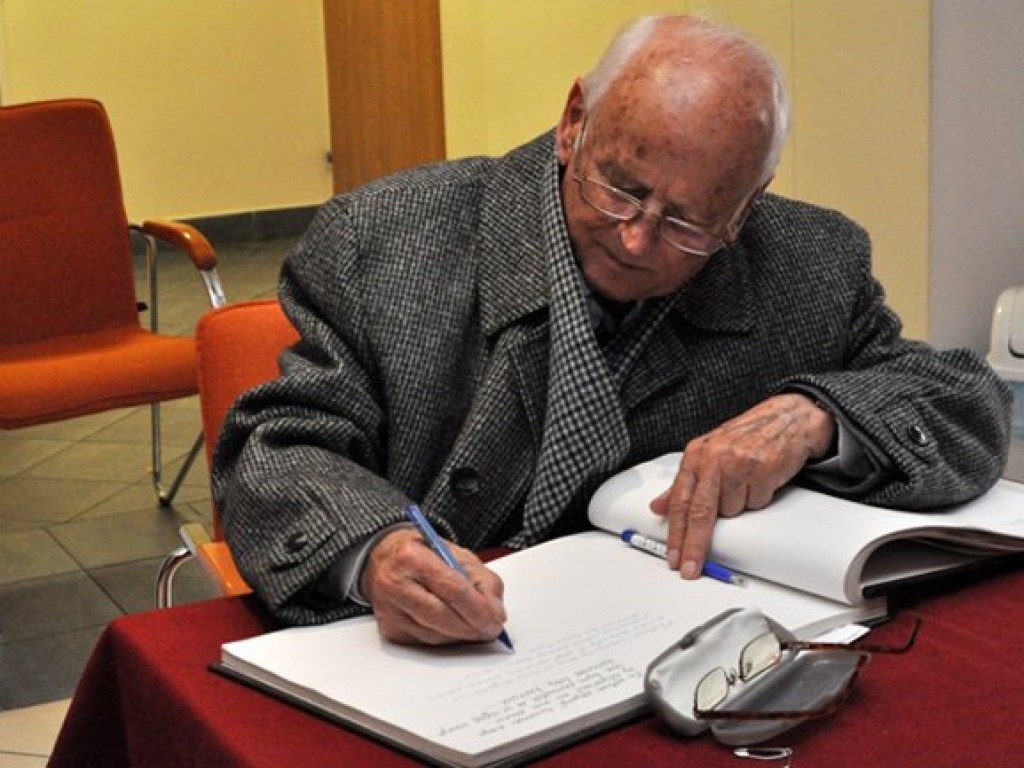 Obchody stulecia ZHP. Dom Kultury Sokół - Trzebinia 16.10.2010 r.