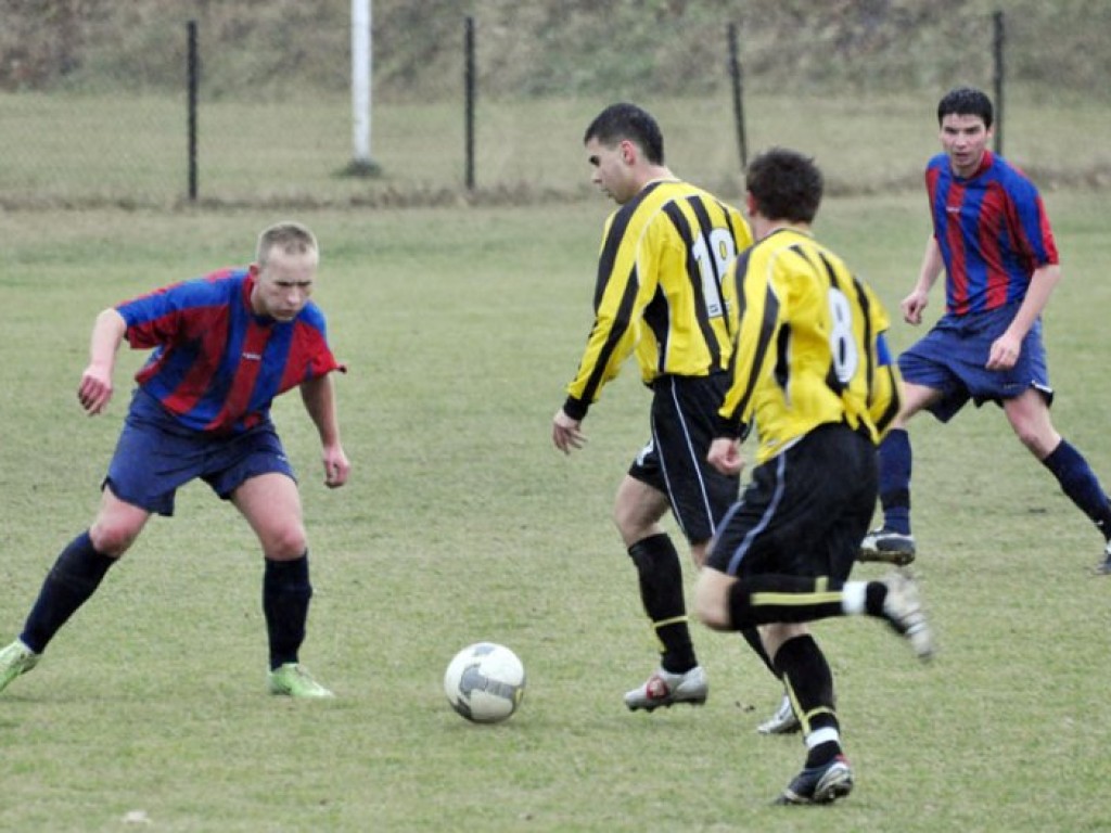 Finał Pucharu Polski na szczeblu PPN Chrzanów, MKS Trzebinia Siersza – Orzeł Balin 4-1  – 11.11.2010 r.