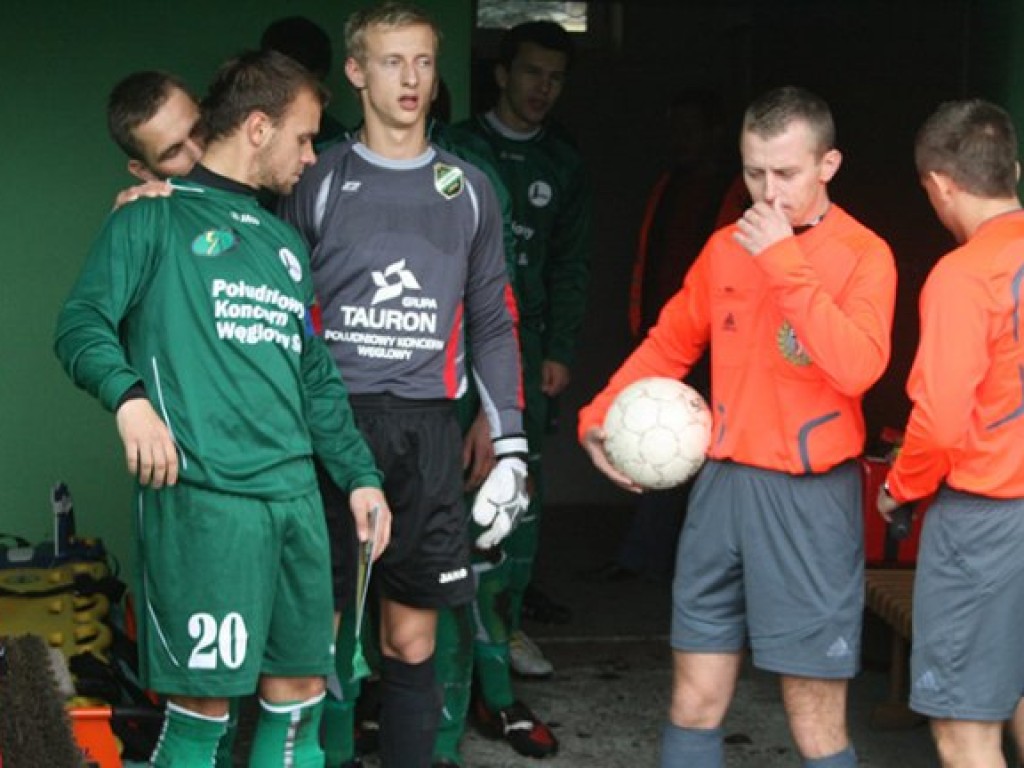 Mecz III ligi Janina Libiąż – Nida Pińczów 3-3  - 11.11.2010