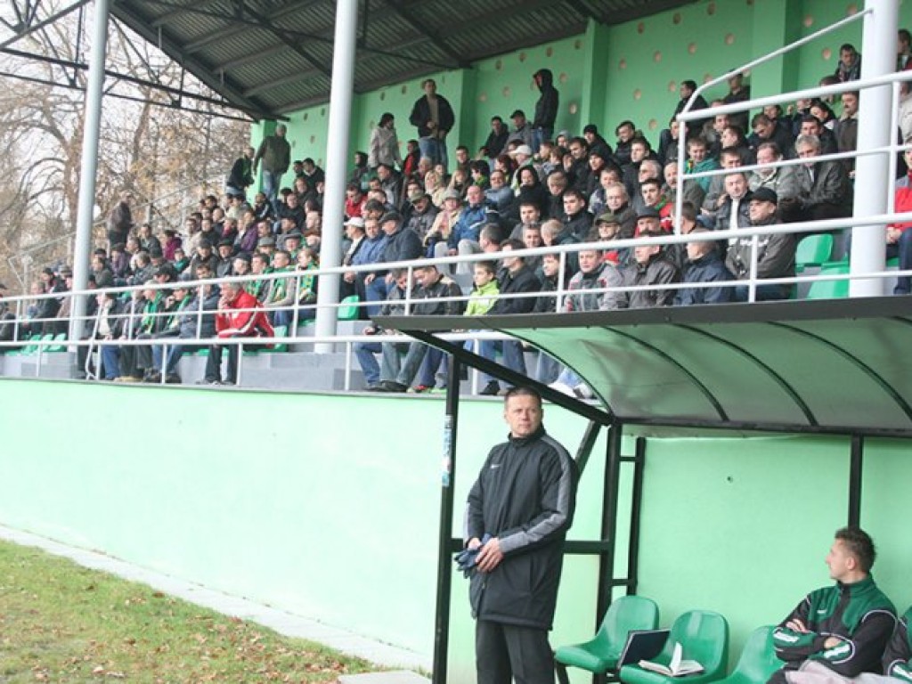 Mecz III ligi Janina Libiąż – Nida Pińczów 3-3  - 11.11.2010