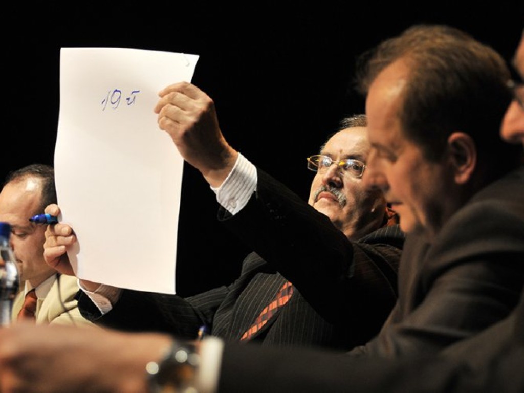 Debata burmistrzowska w Domu Kultury Sokół w Trzebini – 16.11.2010 r.