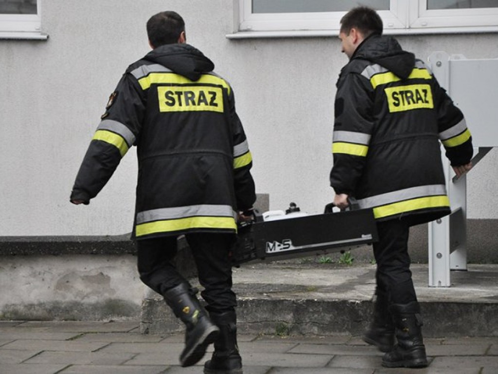 Ewakuacja pacjentów i personelu ze Szpitala Powiatowego Chrzanowie - ćwiczenia 18.11.2010