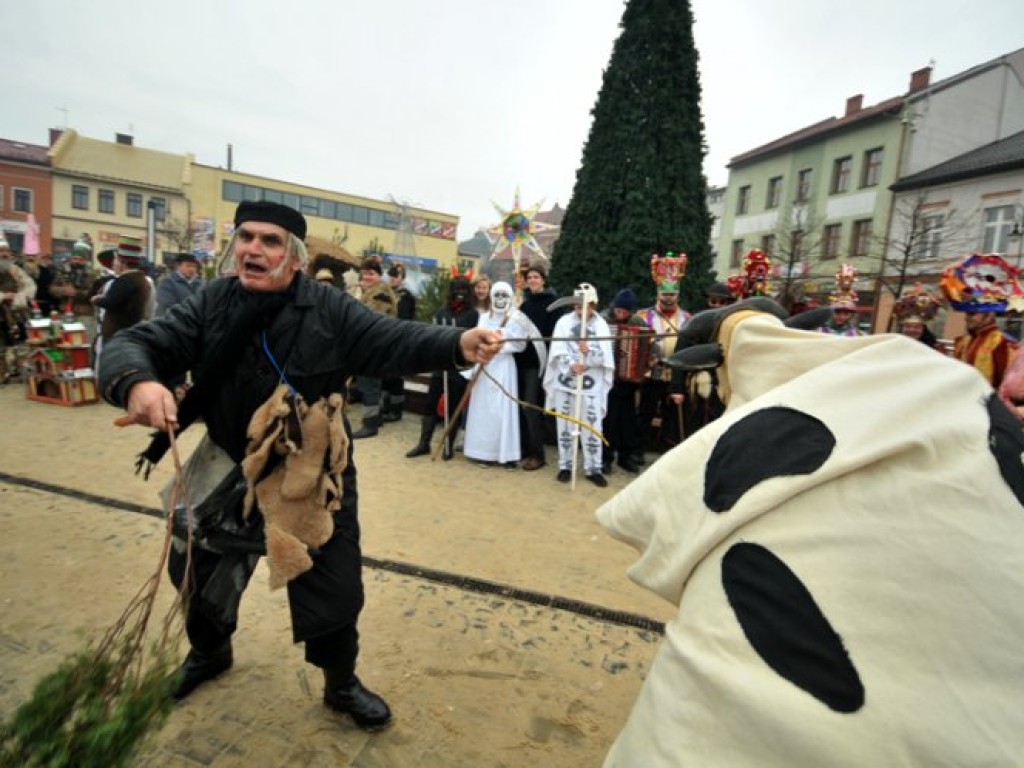 CHRZANÓW.  Małopolski Przegląd Grup Kolędniczych - 16.01.2011 r.
