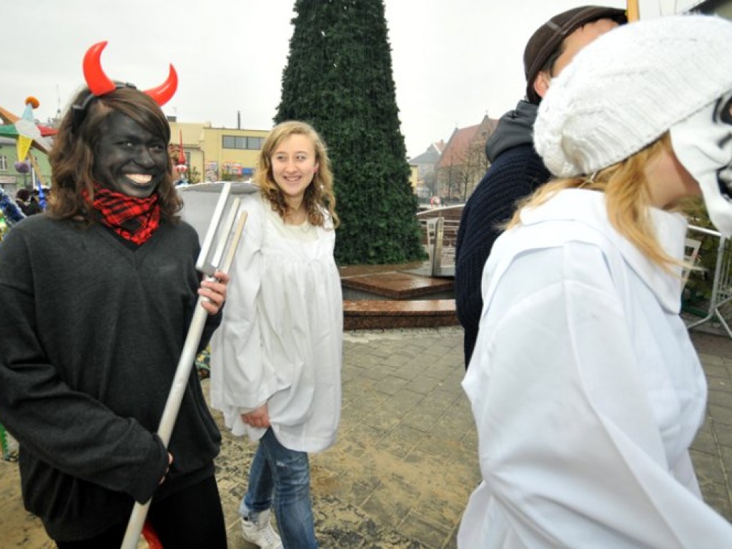 CHRZANÓW.  Małopolski Przegląd Grup Kolędniczych - 16.01.2011 r.