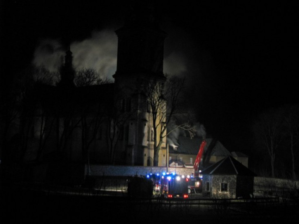 Pożar klasztoru w Alwerni - 6-7.03.2011