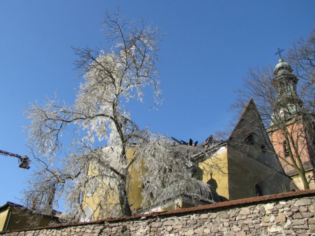 Pożar klasztoru w Alwerni - 6-7.03.2011