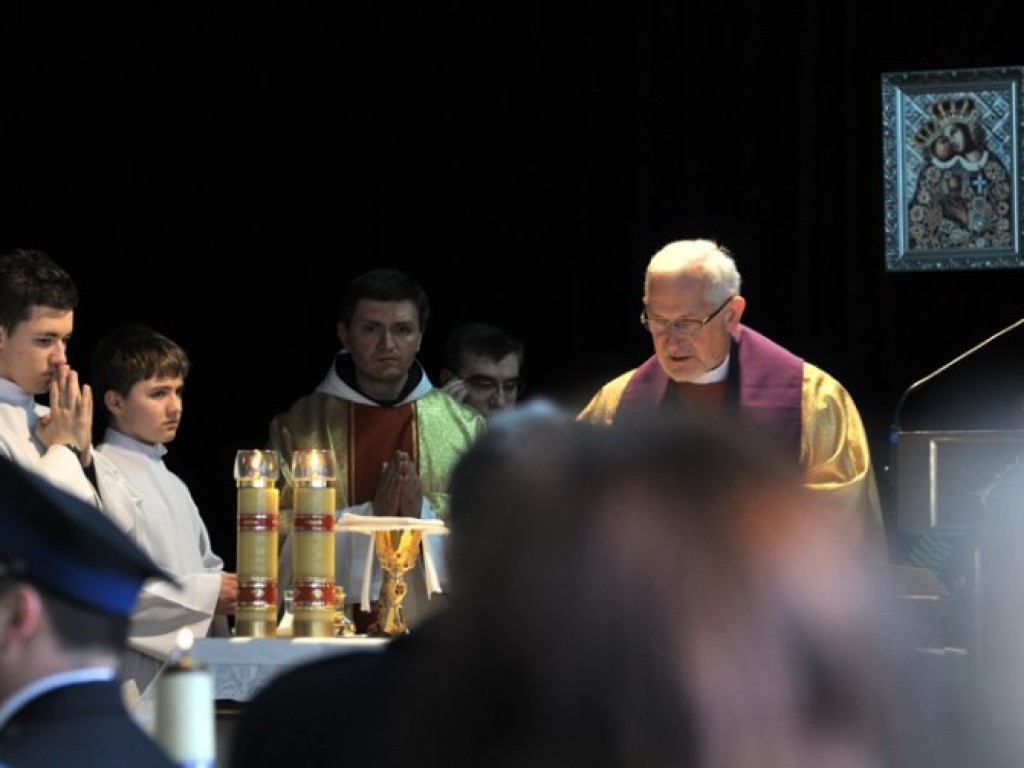 Pożegnanie tragicznie zmarłego Jerzego Wojtonia, naczelnika OSP Alwernia - 19.03.2011
