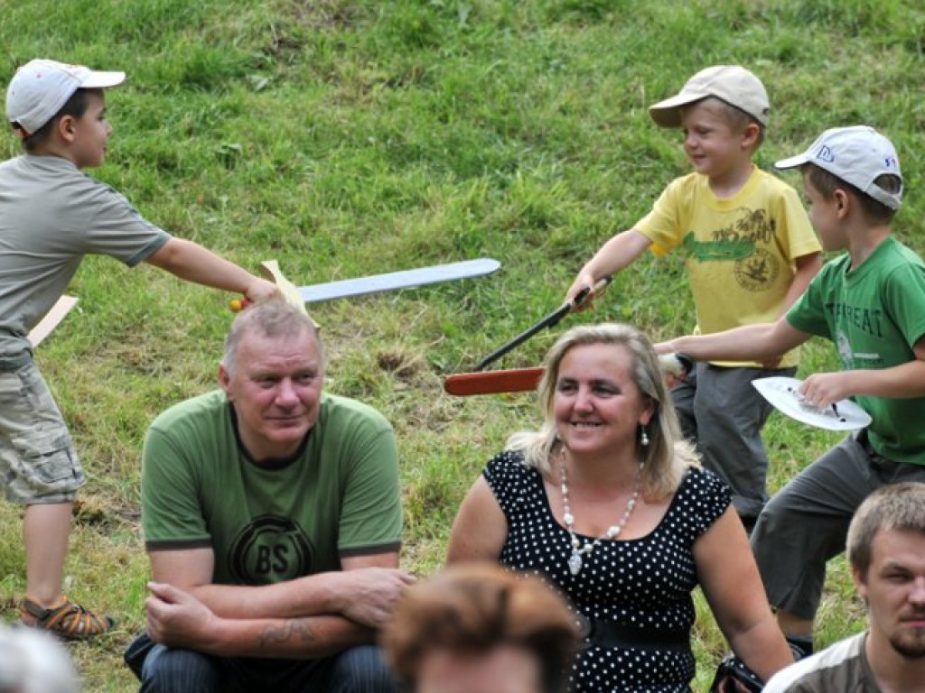 Piknik rycerski i łuczniczy na zamku Lipowiec - 6.08.2011 r.