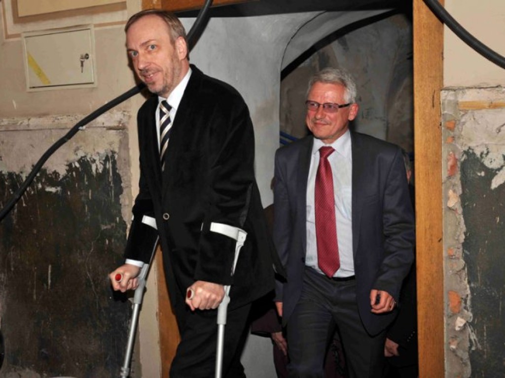 Bogdan Zdrojewski, minister kultury, oraz rzecznik rządu Paweł Graś odwiedzili Alwernię 14.08.2011