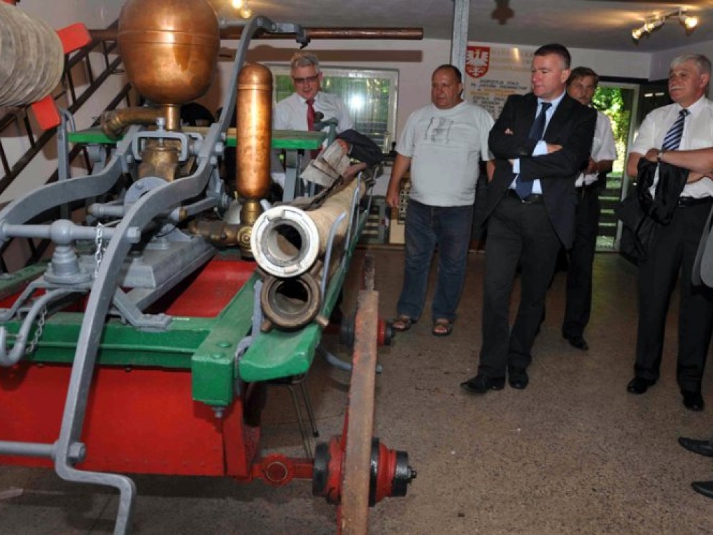 Bogdan Zdrojewski, minister kultury, oraz rzecznik rządu Paweł Graś odwiedzili Alwernię 14.08.2011