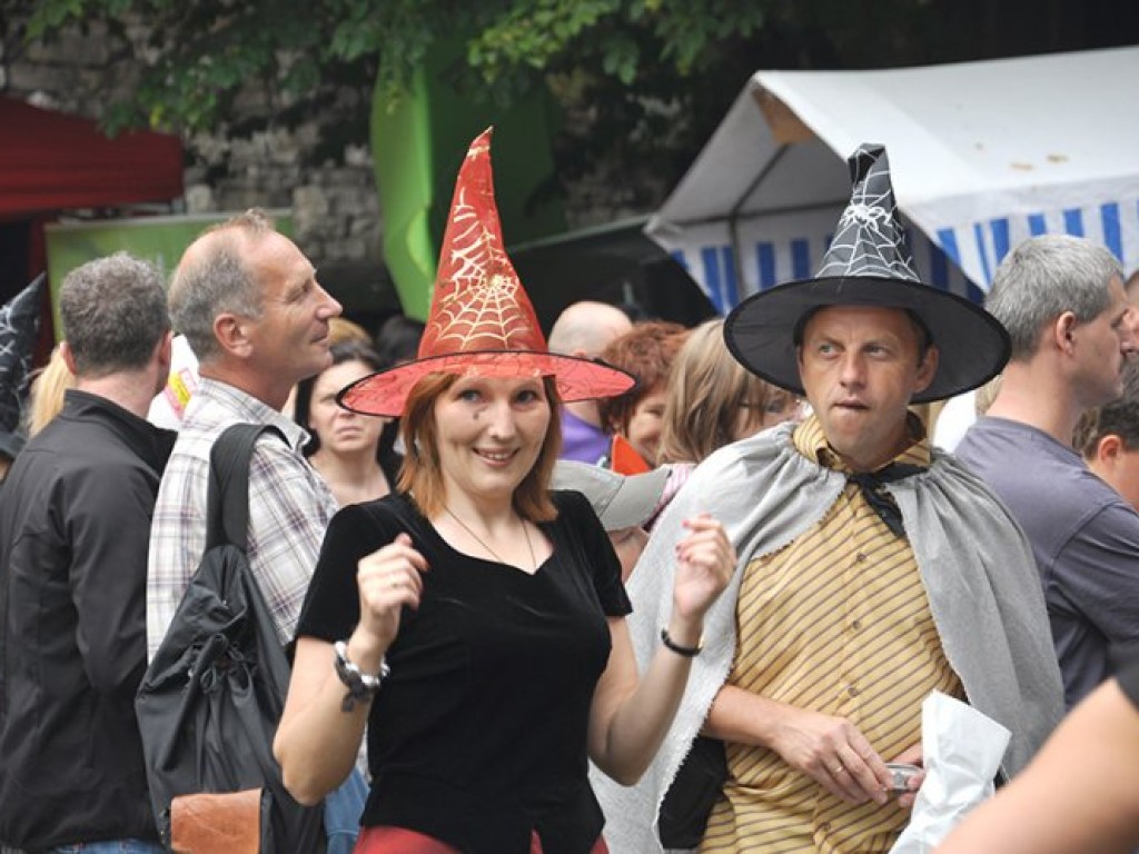 VII Zlot Wiedźm i Czarownic na Zamku Lipowiec - 28.08.2011 r.