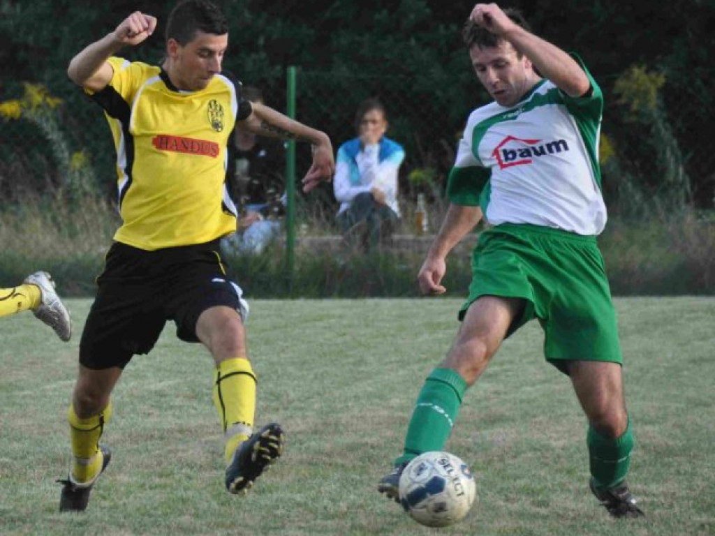 PIŁKARSKA ŚRODA. Derby dla Dulowej