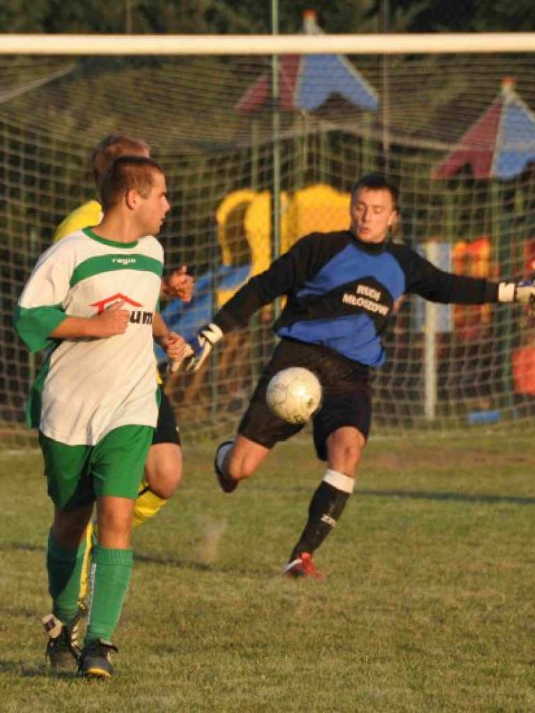 PIŁKARSKA ŚRODA. Derby dla Dulowej