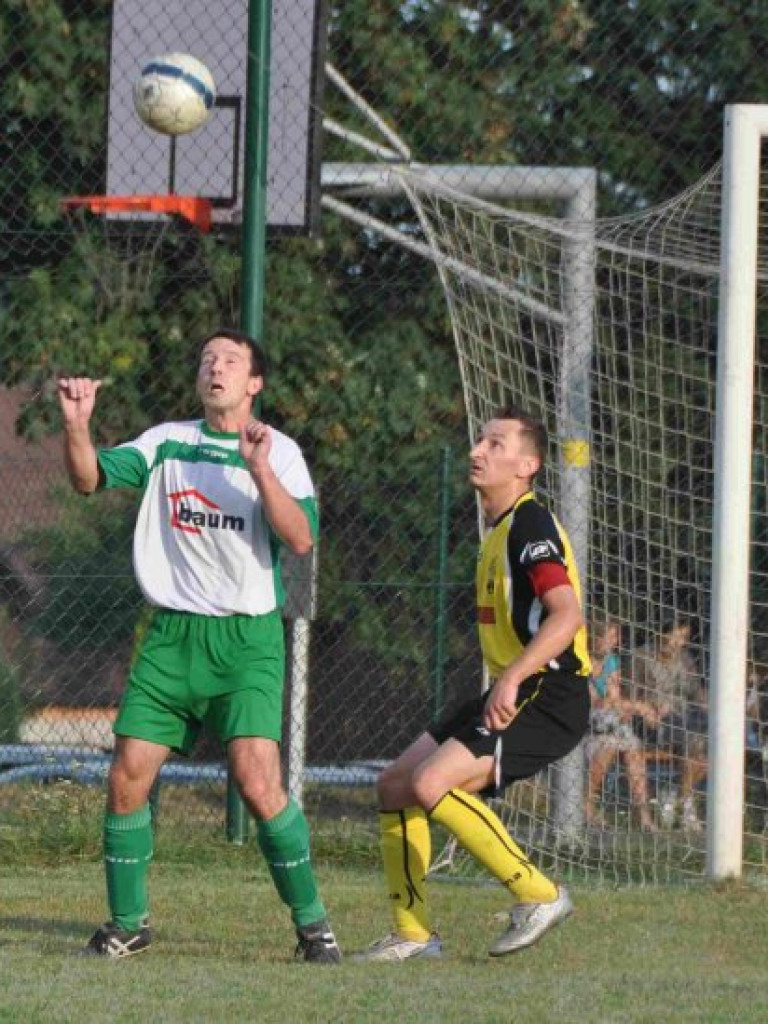 PIŁKARSKA ŚRODA. Derby dla Dulowej