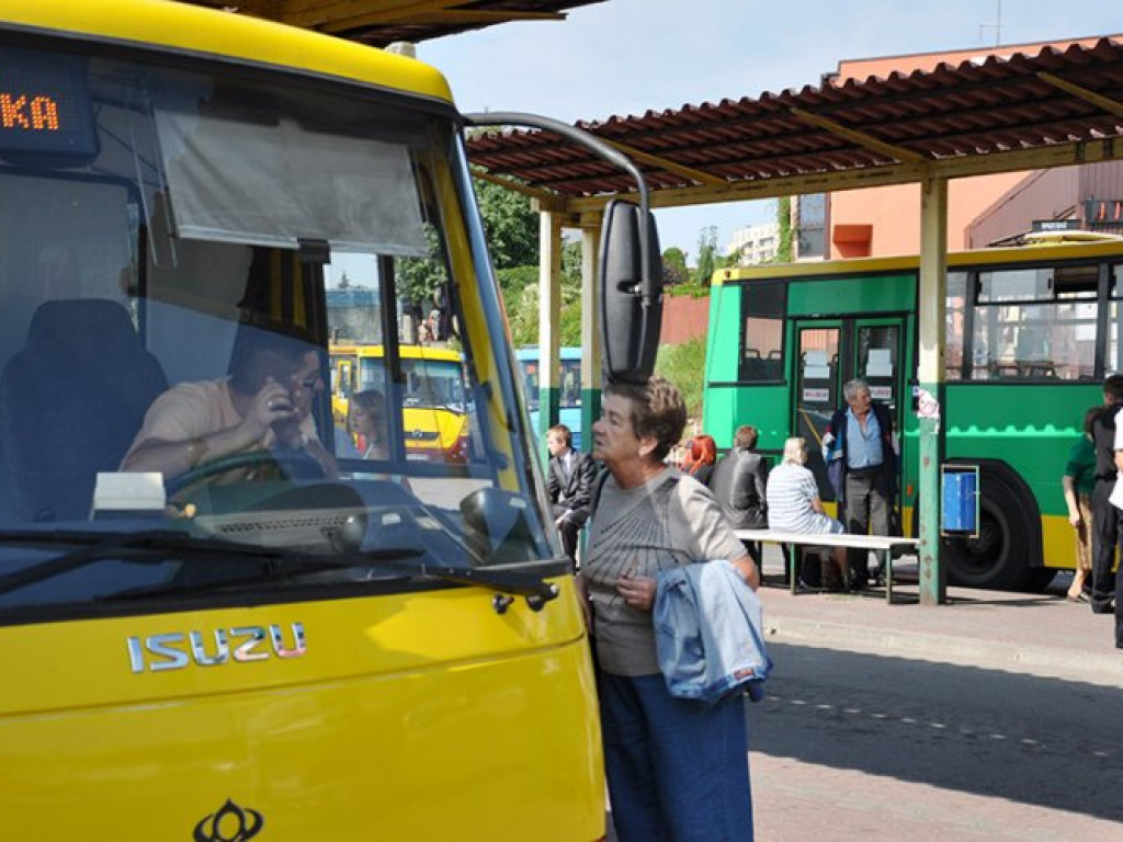 Pasażerowie narzekają na chaos