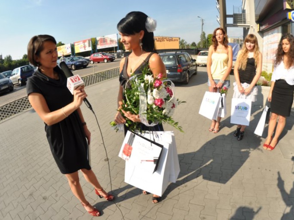 Finał plebiscytu na Dziewczynę Lata. Centrum Handlowe Max - Chrzanów 3 września 2011 r.