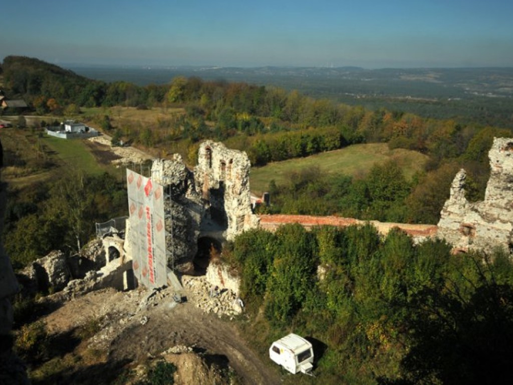 Renowacja zamku Tęczyn w Rudnie - 22.10.2011