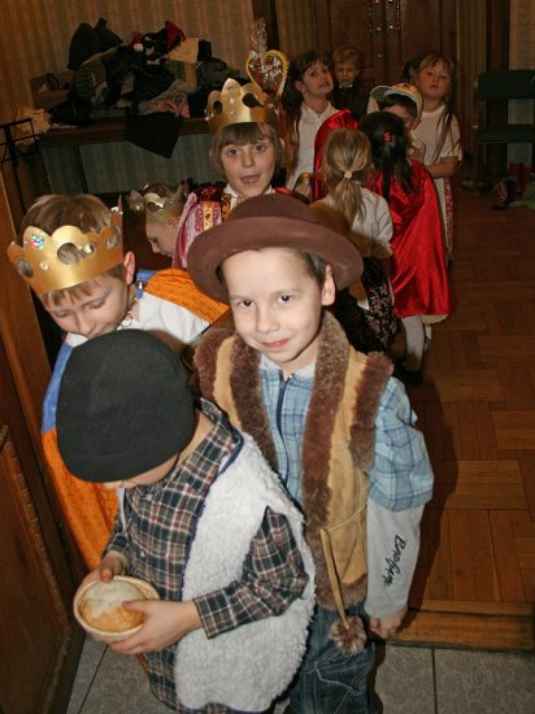 Aukcja na rzecz chorych dzieci Fundacji Energetyk – Łączymy Pokolenia. Trzebinia, Dwór Zieleniewskich - 22.01.2012 r.