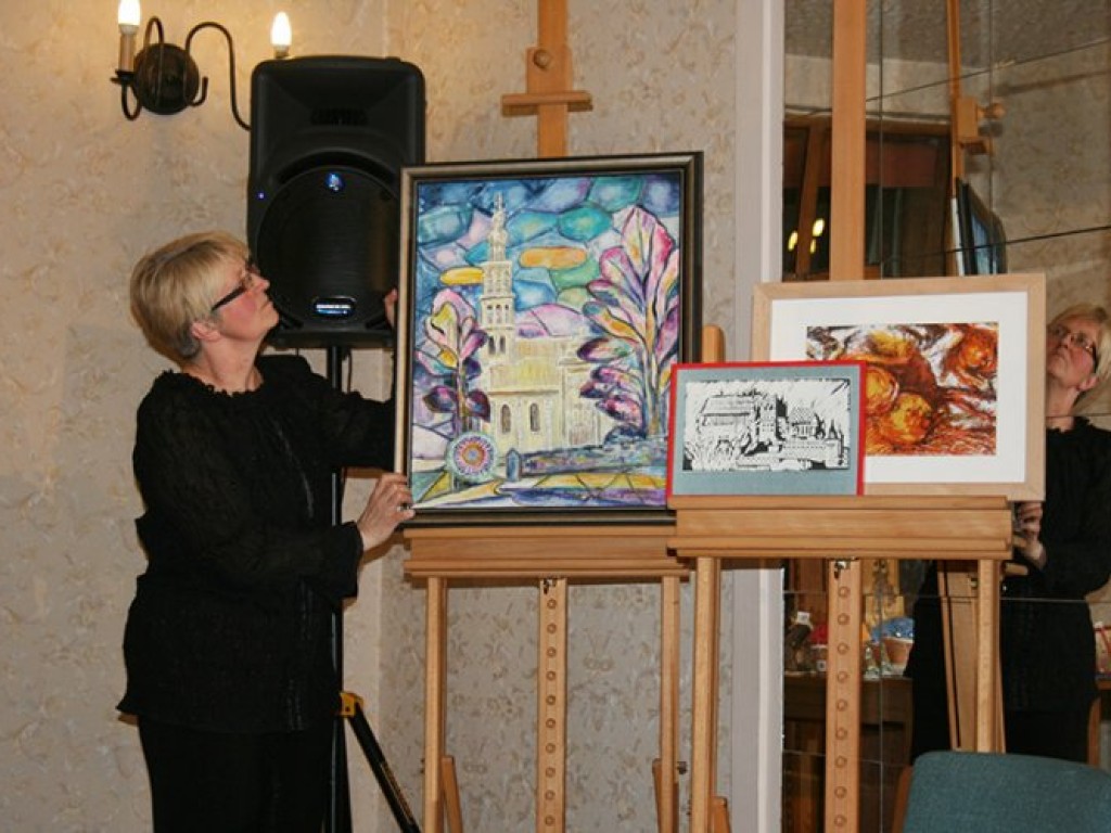 Aukcja na rzecz chorych dzieci Fundacji Energetyk – Łączymy Pokolenia. Trzebinia, Dwór Zieleniewskich - 22.01.2012 r.