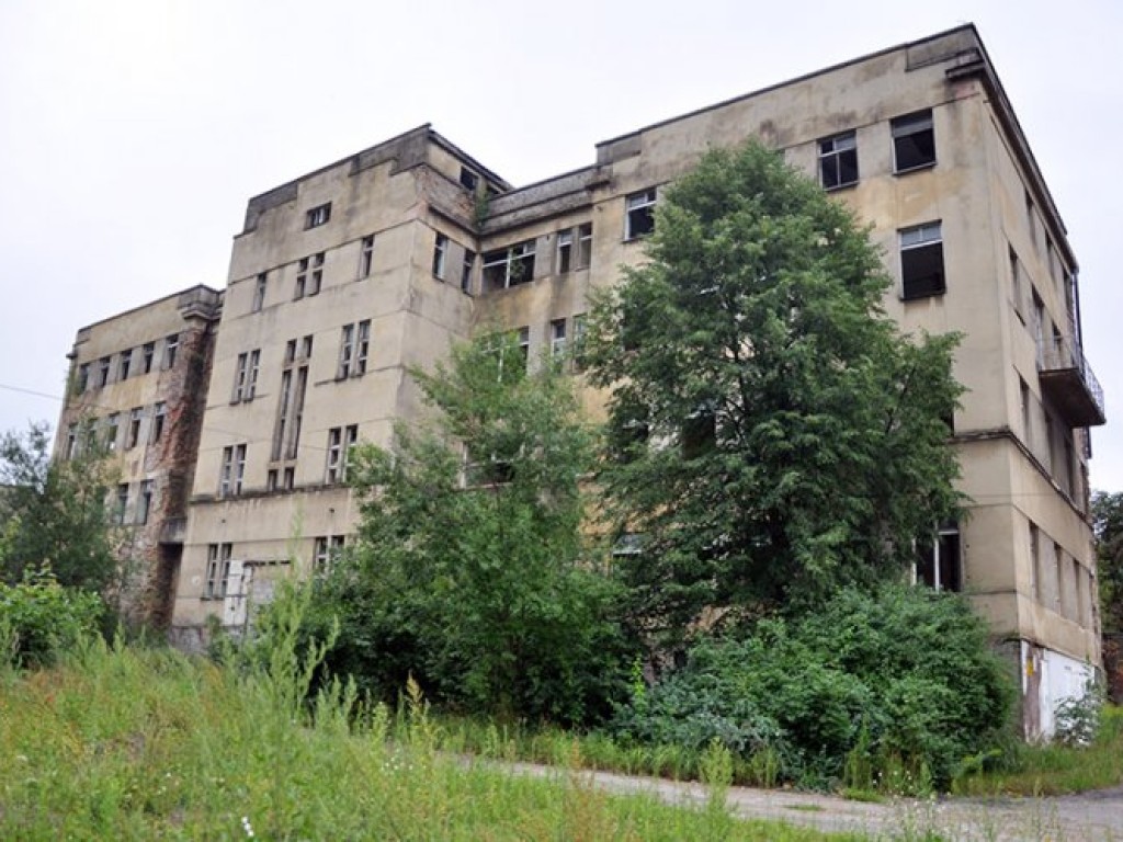 Tak znikał stary szpital. Chrzanów styczeń 2012 r.