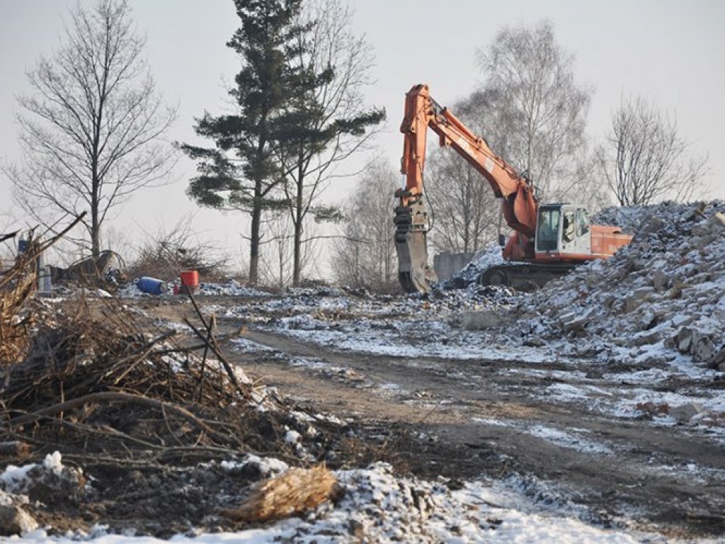 Tak znikał stary szpital. Chrzanów styczeń 2012 r.