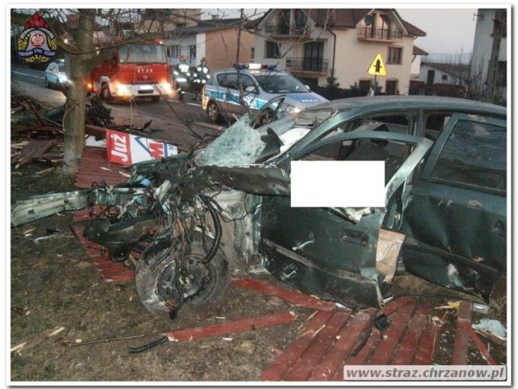 BOLĘCIN. Jedna osoba zginęła na miejscu, dwie trafiły do szpitala