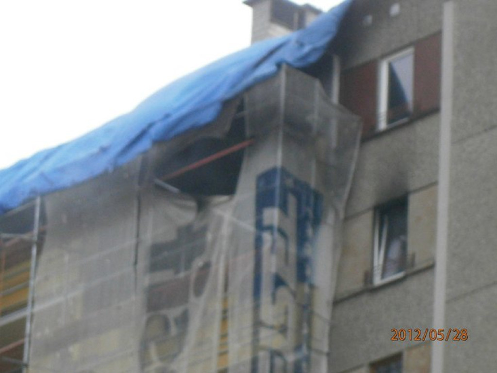 CHRZANÓW. Pożar na ósmym piętrze