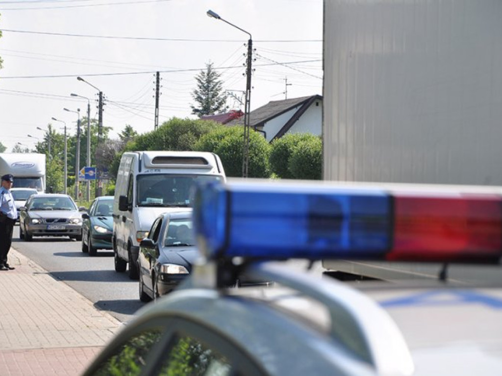 LIBIĄŻ. Obok ronda zderzyły się trzy auta