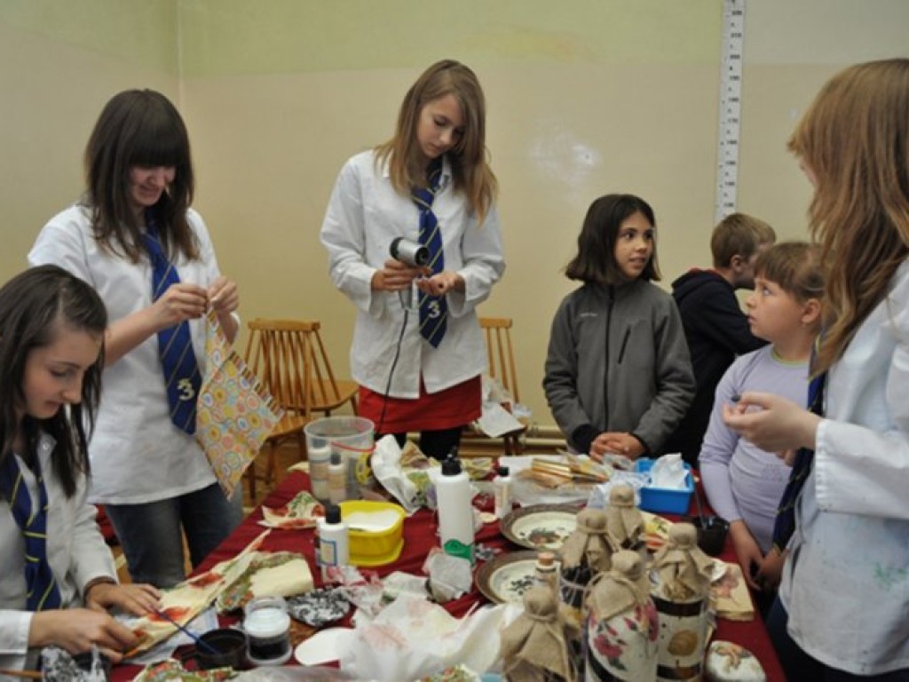 Festiwal Nauki w Zespole Szkolno-Przedszkolnym w Młoszowej 02.06.2012